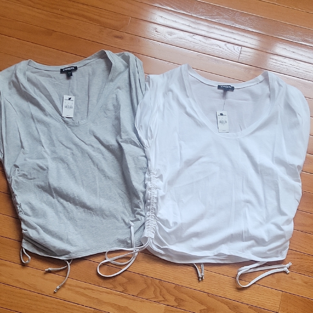 EXPRESS Women's Short Sleeve Tops - Gray and White. SZ LARGE